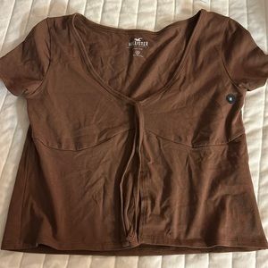 Women’s brown Hollister shirt